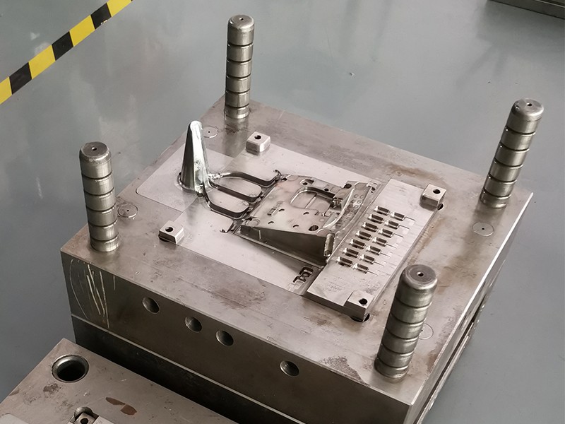 话筒座子压铸模具